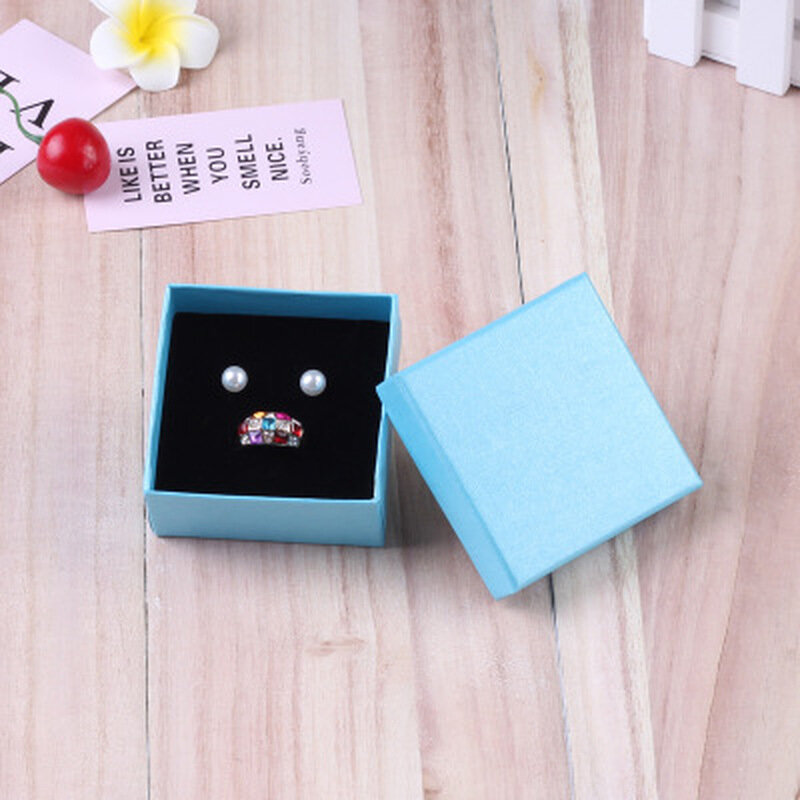Caixa de jóias quadrada com esponja preta, organizador de jóias ecológico, pequeno presente para brincos e pingente, 5x5cm, 24pcs