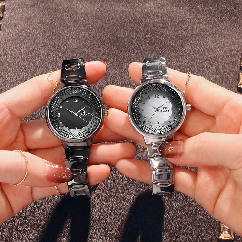 Eenvoudige Mode Horloge Vrouwen Nieuwe Rvs Polshorloge Creatieve vrouwen Horloges Dames Klok Montre Femme Relogio Feminino