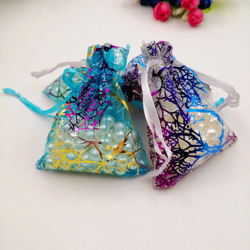 20pcs 7x9 9x12 10x15cm Drawstring Organza Bags Favor Wedding Christmas Gift Bag Jewelry Packaging Bags Jewelry Pouches 4 Colors