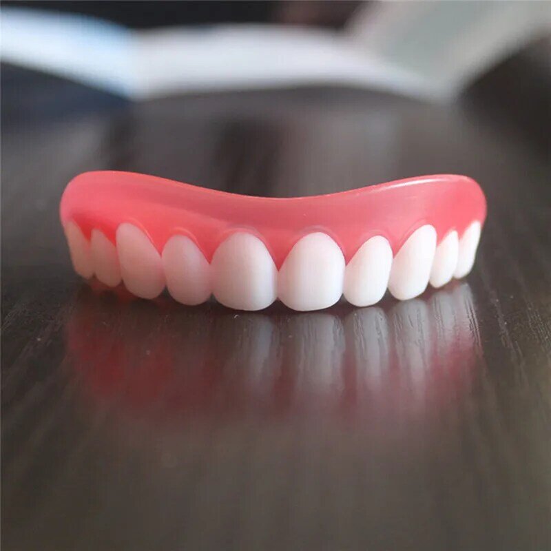 False สติ๊กเกอร์ฟันจำลองฟอกสีฟันฟันปลอมวางวงเล็บด้านบนฟันฝาครอบเครื่องมือ Perfect Smile Comfort ฟันวีเนียร์