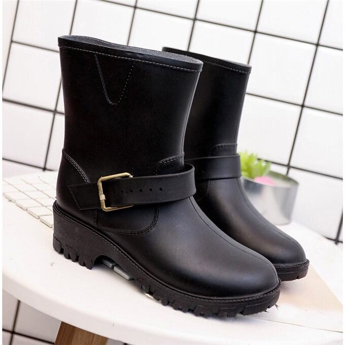 Primavera e Outono Mulheres Botas de Chuva Moda Martin Raining Boots Adulto Tubo Deslizamento Água Coreano Sapatos Femininos