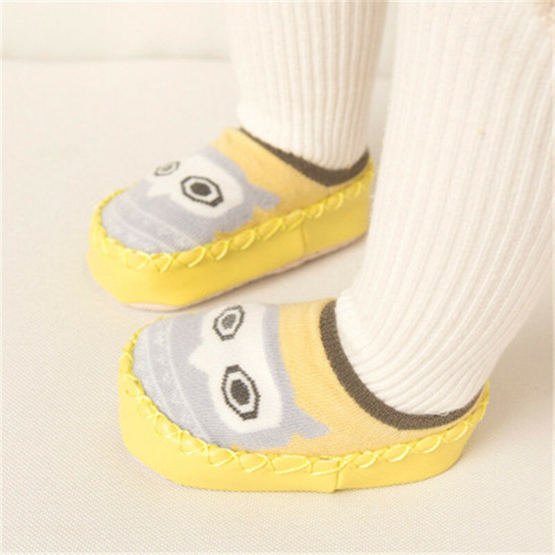 1คู่ใหม่สบายถุงเท้าเด็กวัยหัดเดินยางSolesทารกผ้าฝ้ายการ์ตูนAnti-Slipถุงเท้าทารกsoleถุงเท้า