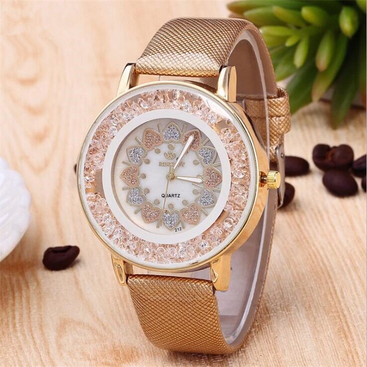 MINHIN Damen Charme Große Zifferblatt Uhren Trend Verkauf Leder Gold Quarz Armbanduhren Liebe Herz Design Kristall Frauen Uhren