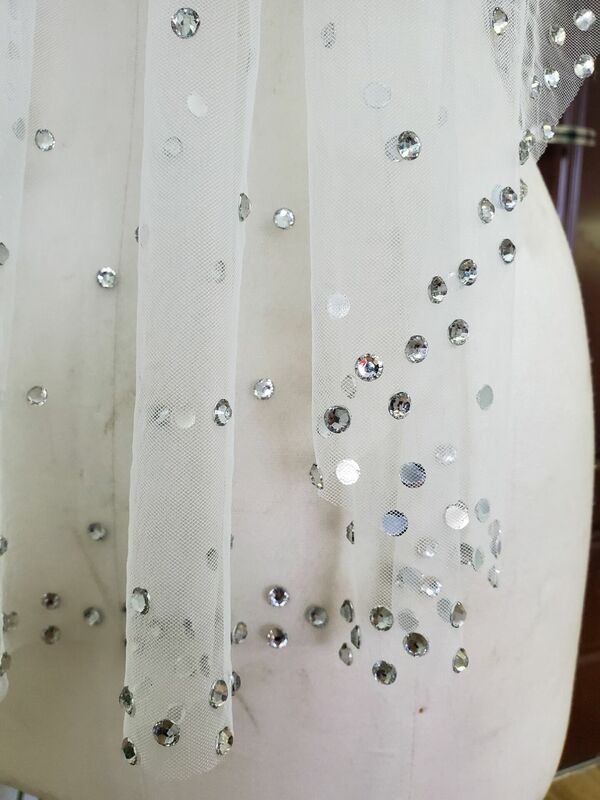 1 Tier White Ivory Fingertip Veils Crystals beaded Bridal Wedding Veil With Comb