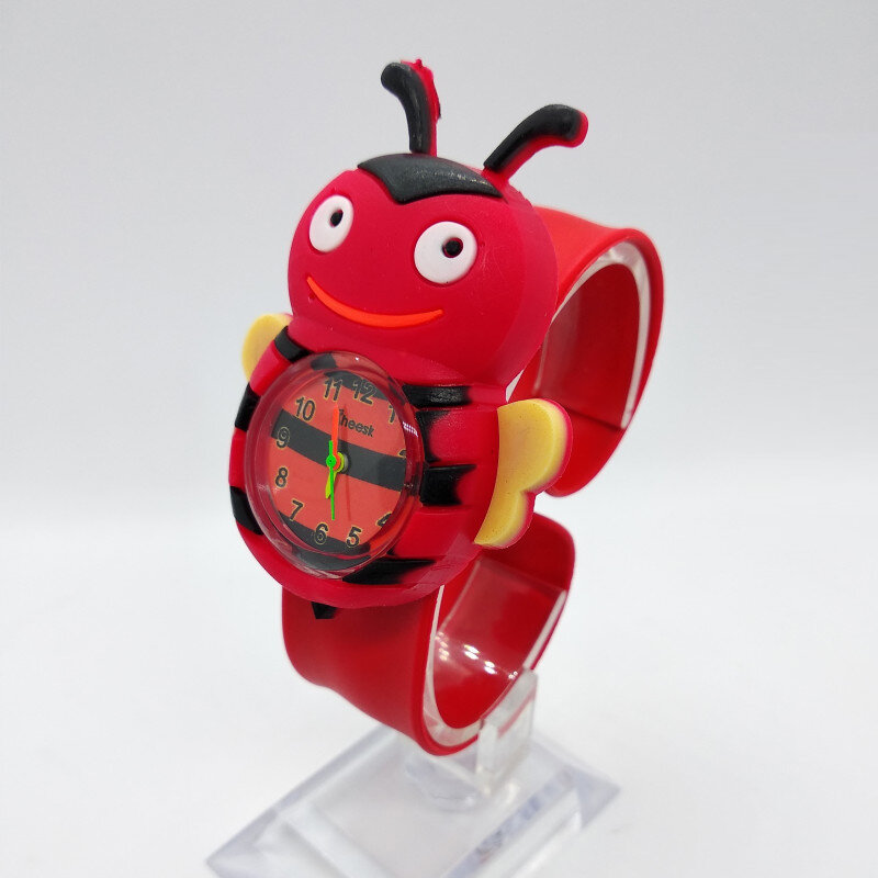 Jam Tangan Tepuk Anak Mode Kartun Ladybug Jam Tangan Tepuk Bermerek Olahraga untuk Anak Siswa Diskon Besar Jam Tangan Kuarsa Anak Hadiah Bayi