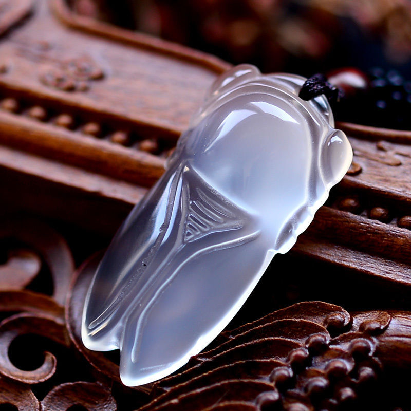 Chinese 100% Natural Jadeile Ice Chalcedony Cicada pendant necklace