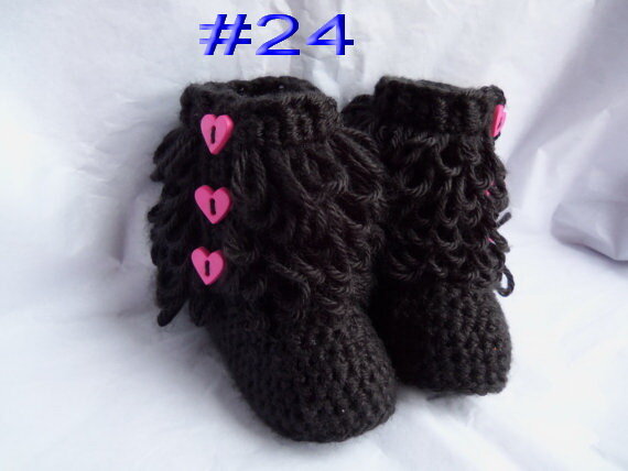Frete grátis, bonito feito à mão crochê botas de bebê sapatos recém-nascidos foto prop-preto