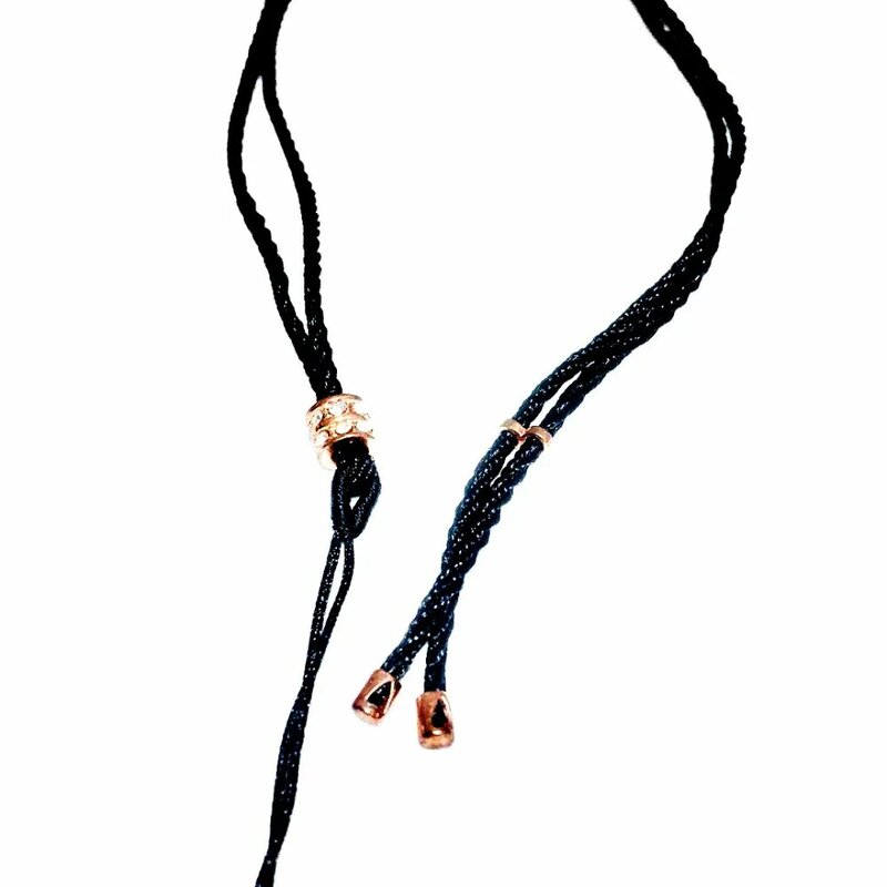 Cửa hàng của chúng tôi có thể mua DZI duy nhất hạt cho quà tặng và vòng cổ của nam giới strings