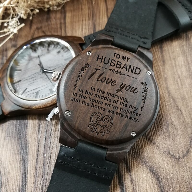 Жена моему мужу деревянные часы с гравировкой I LOVE YOU