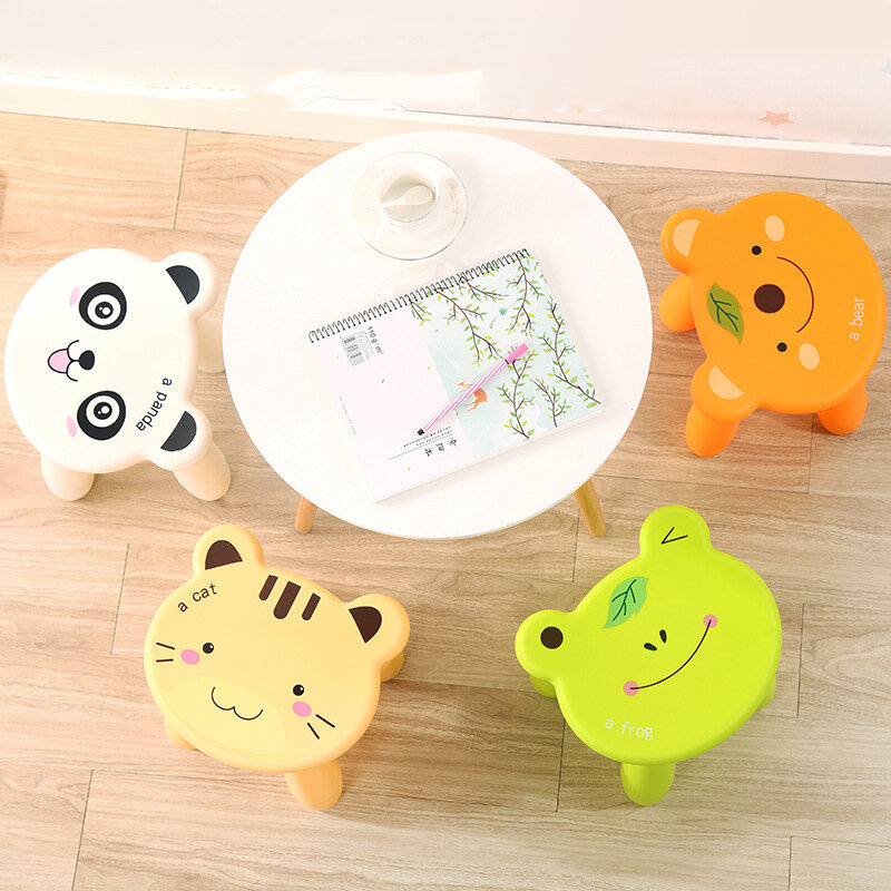 Cartoon stołek plastikowy dla dzieci w domu mała ławka pogrubienie przedszkole dla dzieci stołek montaż dla dorosłych buty ławce kot żaba panda