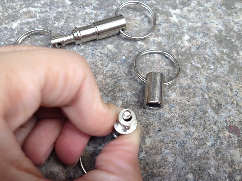 Hot! Double Head Key Ring Keychain Outdoor Tactical EDC Car Carabiner Climbing Locking Hanging Padlock Camping Hiking Survival