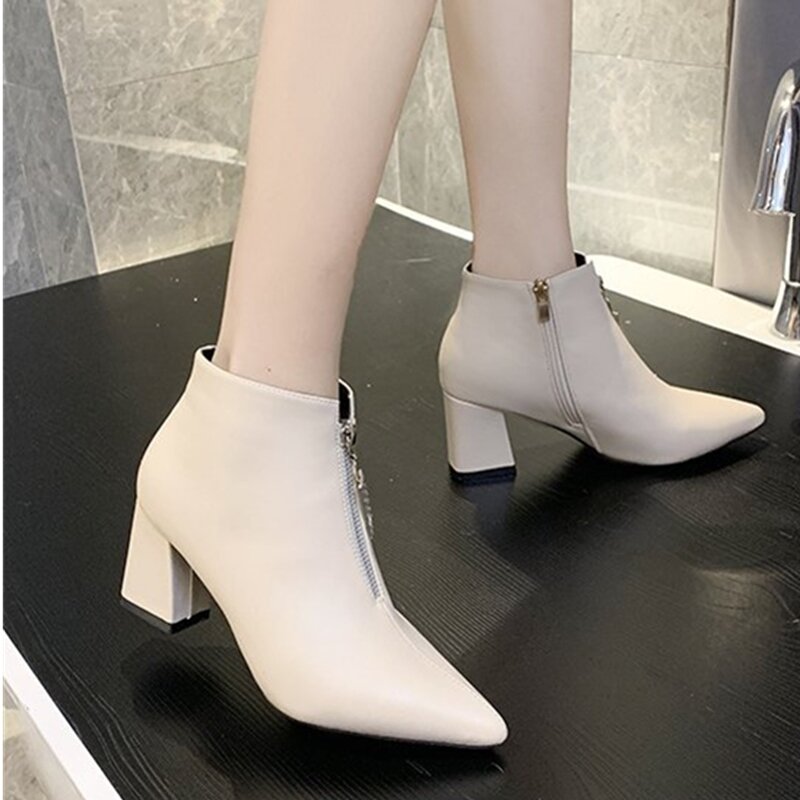 Ho Heave Women Boots Fashion Pure Colour Pointed Toe Women Winter Boots Comfortable Square Heel Shoes Women Non-slip Martin Boot