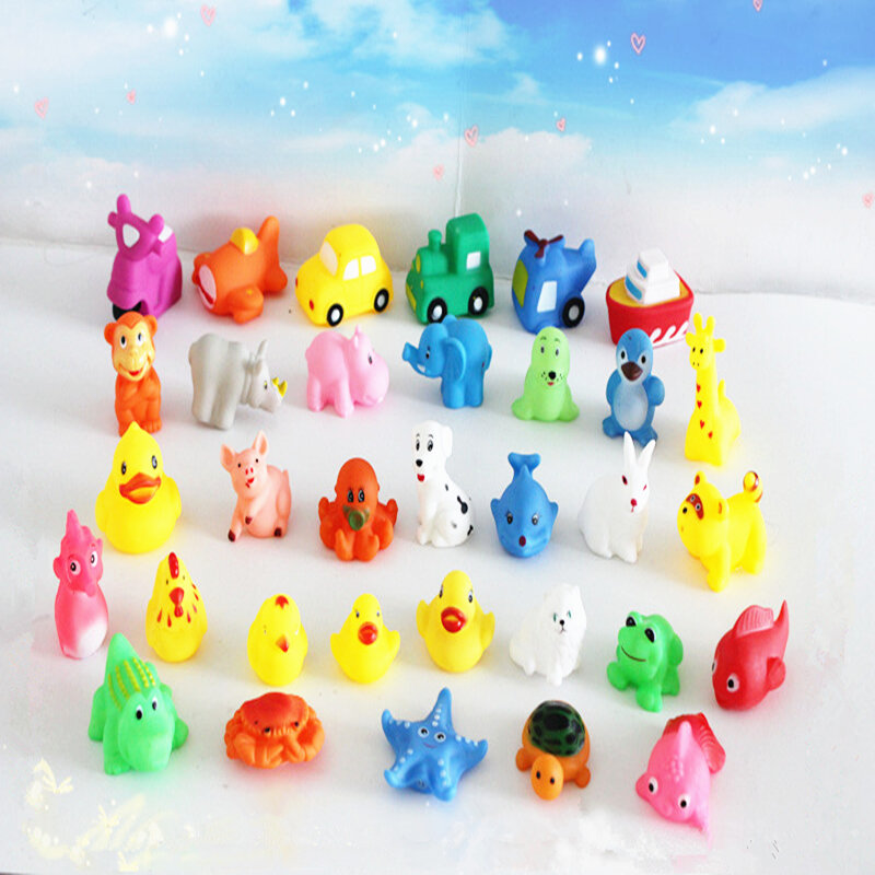 Brinquedo de banho de borracha macia para bebês, animais flutuantes sortidos coloridos que fazem sons ao apertar, presente para crianças com 12 estilos