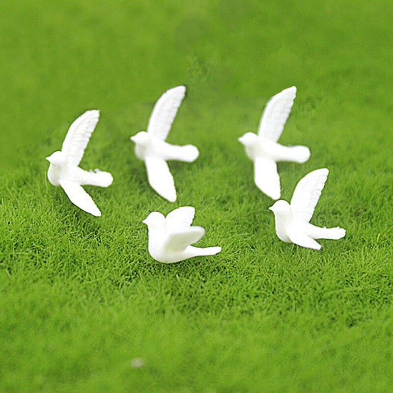 5 個 1/12 ドールハウスミニチュアアクセサリーミニ樹脂白鳩シミュレーション動物モデルのおもちゃドールハウスの装飾