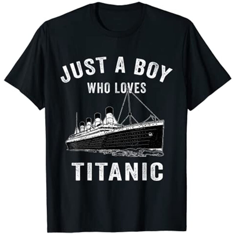 Camiseta para crianças apenas um menino que ama o amante clássico do navio titanic