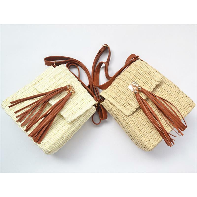 Nova bolsa de palha de verão feminina bolsa carteiro corda de papel bolsa com borla sino bolsa de praia a6331