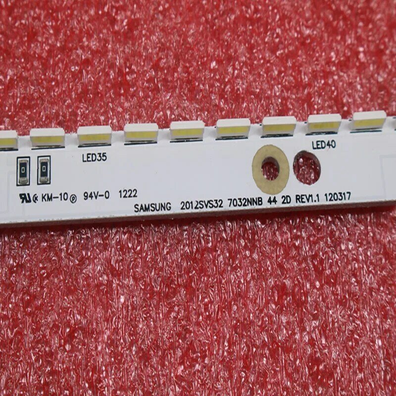 Nuova striscia LED 44LED * 6V 406mm per samsung ueue32es6100 SLED 2012svs32 7032nnb 2D V1GE-320SM0-R1 32NNB-7032LED-MCPCB