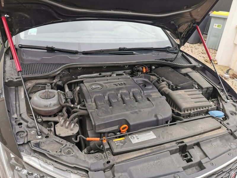 Передняя крышка капота для SEAT Leon MK3 5F 2012-2020, модифицированные газовые стойки, подъемная опора, углеродное волокно, амортизатор
