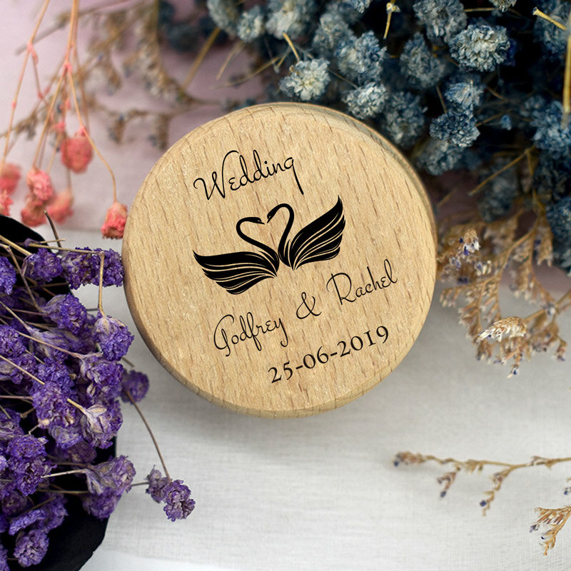 Caja de madera rústica personalizada para guardar anillos de boda, soporte personalizado con nombre y fecha