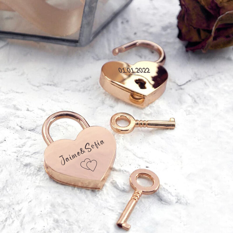 Cadeado gravado personalizado da ponte do curso do cadeado do coração do amor com chave fechaduras personalizadas do casamento gravadas presentes do dia dos namorados