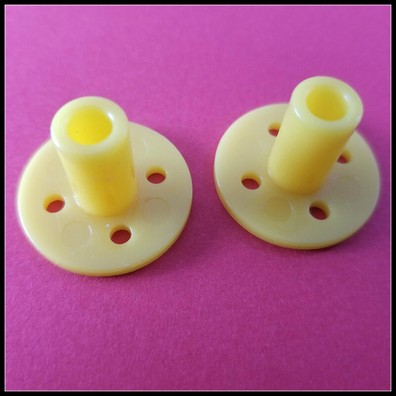 2pcs/pack 25mm Diameter Round Plastic Flange Base J628Y DIY Toy Making Parts Drop Shipping