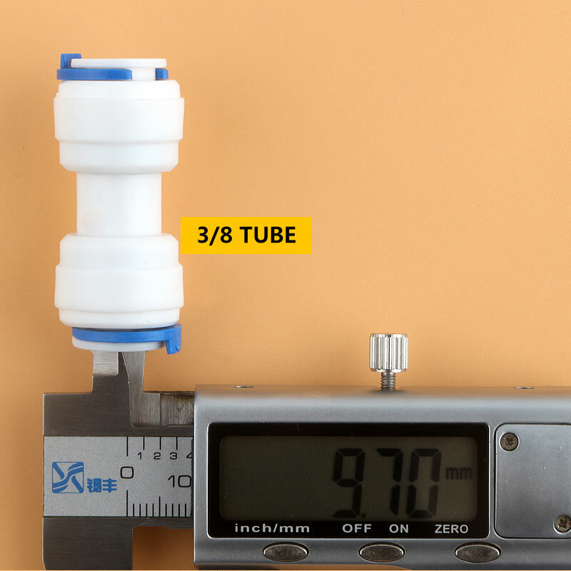 Raccordi per depuratore d'acqua in plastica per giunti d'acqua per sistema di filtraggio dell'acqua Ro 1566 attraverso connettore rapido raccordo per tubi da 3/8 "9.5MM