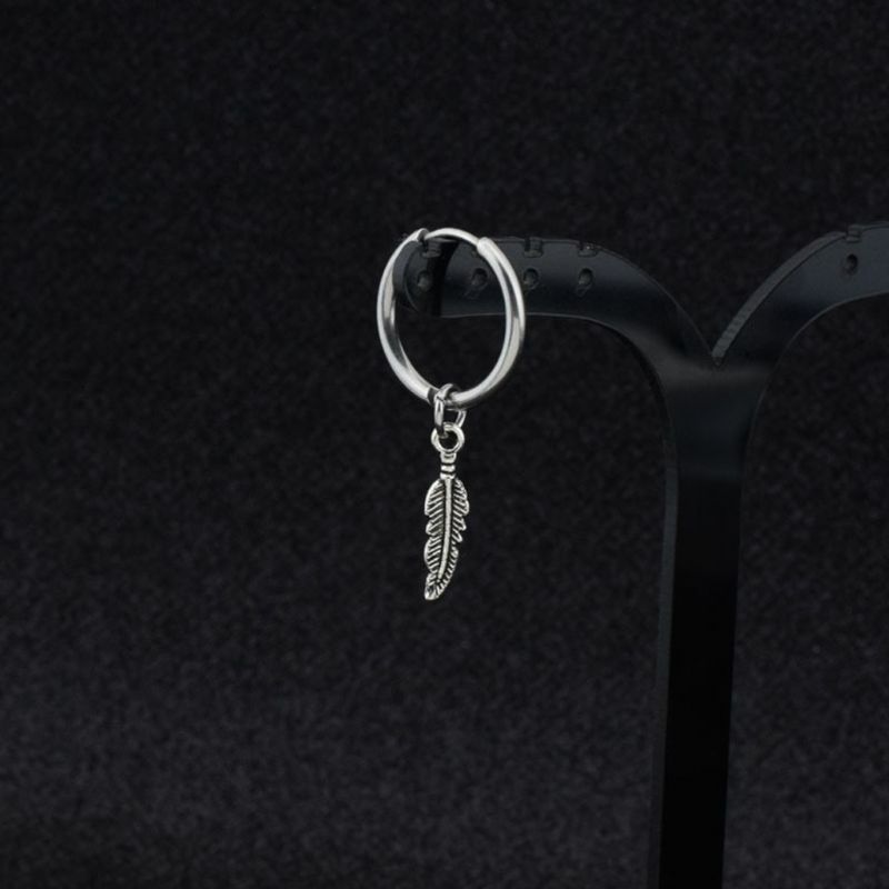Hip Hop Kpop Boy Leaf Titanium Feather Pendant Drop Earrings Korean Jewelry Dangle Earring Jewelry Men Women Ear Jewelry Gift