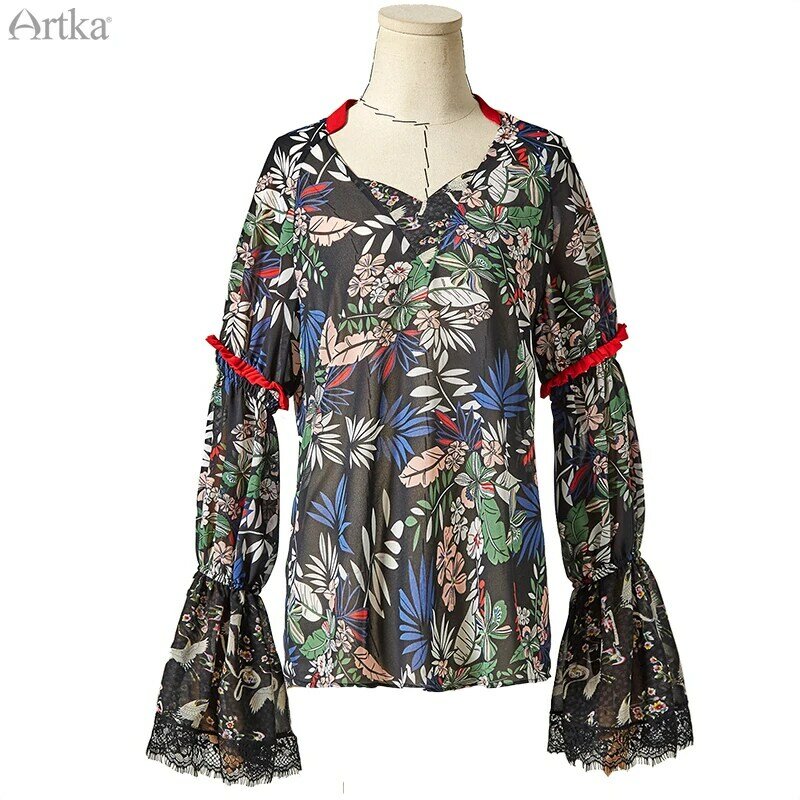Женская шифоновая блузка ARTKA, черная Свободная блузка с винтажным принтом, расклешенными рукавами, V-образным вырезом, кружевная, весна-лето, 2020