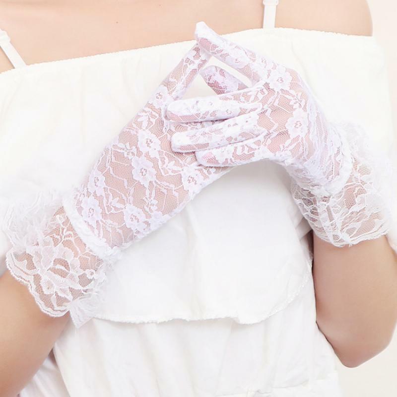 Guantes de encaje sexys para protección solar, guantes de encaje de etiqueta para novia, a la moda, transpirables, cortos, sin dedos, A439
