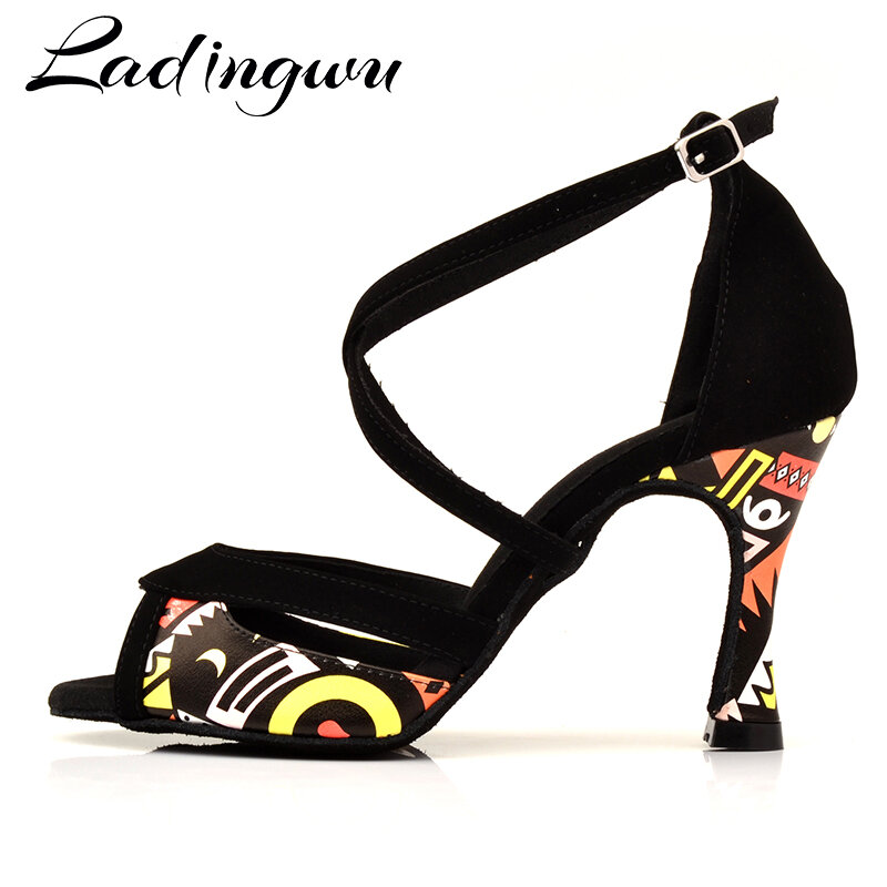 Ladingwu 여성을위한 라틴 댄스 신발 블랙 플란넬 및 오렌지 아프리카 인쇄 살사 댄스 신발 여성 볼룸 댄스 샌들