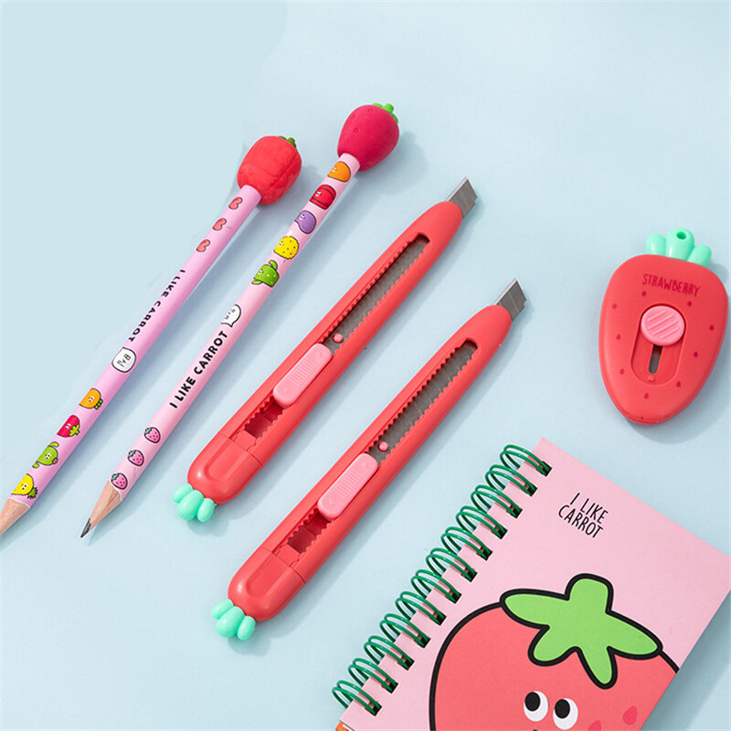 Mini cuchillos multiusos Kawaii, cuchillo con forma de zanahoria Express, desempaquetar sobre, cuchilla para arte, papelería escolar