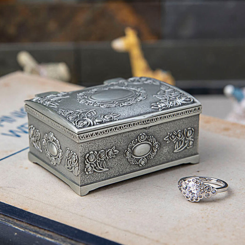 Caja de almacenamiento de joyería de aleación de Zinc, caja de joyería de regalo pequeña de Rosa Vintage, creativa, cuadrada, anillo, pendientes, collar