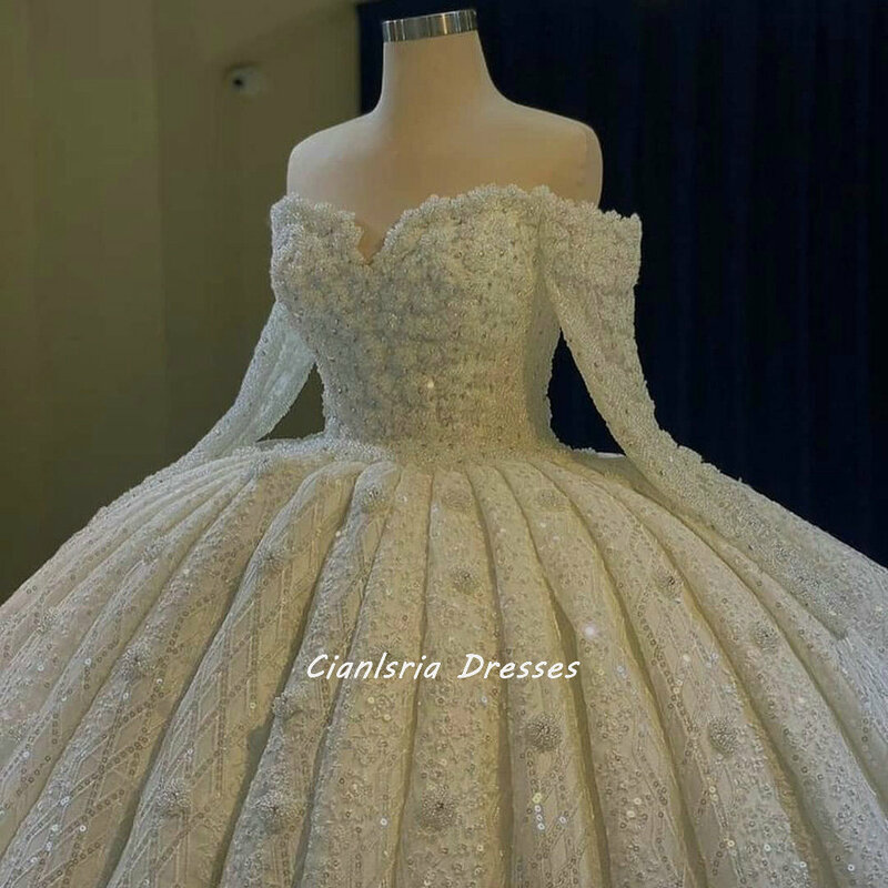 Echt Bild Handgemachte Perlen Langarm Dubai Brautkleider Kapelle Zug Kristall Appliques Pailletten Saudi Arabisch Brautkleider