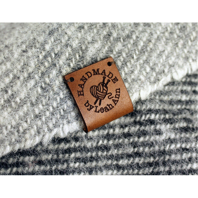 50pcs Clothing labels personalized Handmade Sewing leather tags Brand Logo knitting label DIY accessories cosas personalizadas