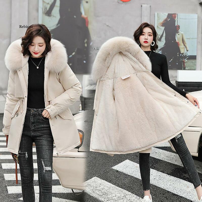 女性の冬の厚手の綿のジャケット,暖かい秋のコート,カジュアルなパーカー,毛皮のようなフード付きコート,新しいコレクション