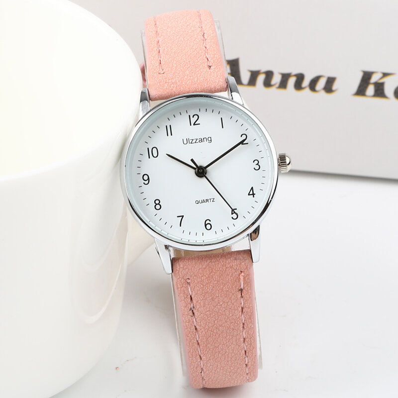 New Simple Small Fashion Quartz Watch Exquisite Women Clock Popular Brand Casual Leather Watches Retro Ladies Quartz Wristwatch