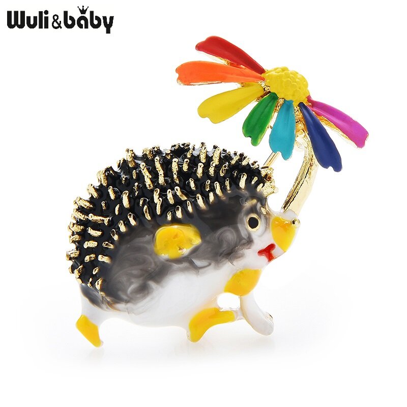 Wuli & baby Schöne Halten Blume Hedgehog Broschen Frauen 8-farben Tier Pet Party Büro Kausalen Brosche Pins Geschenke ёжик с ромашкой