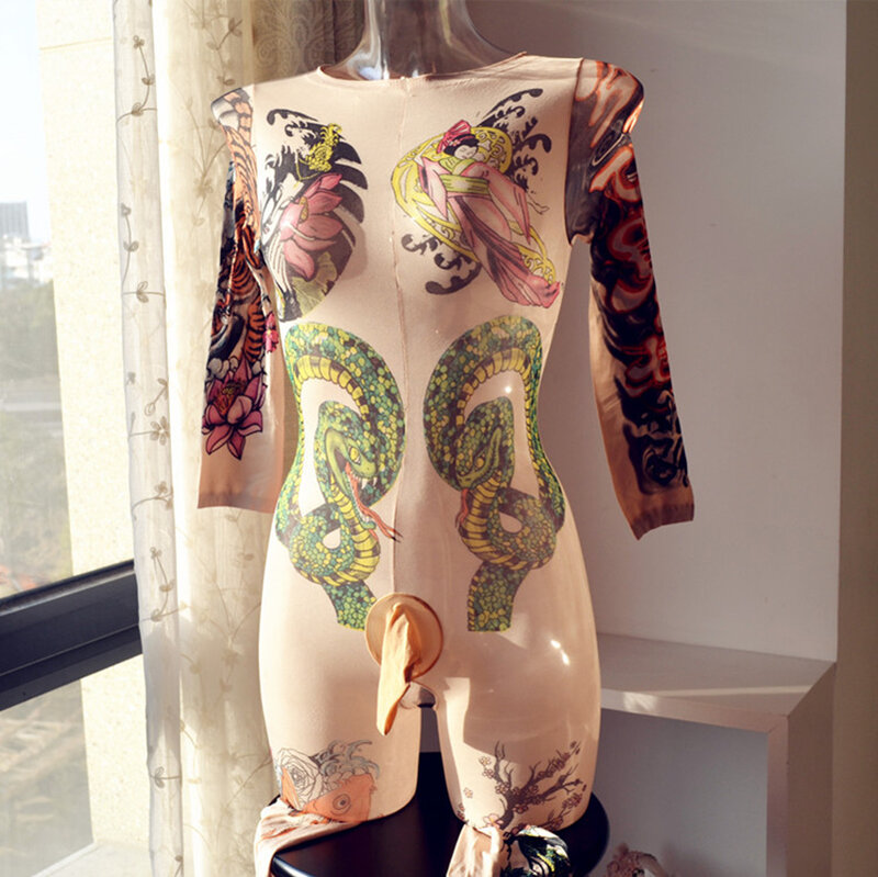 بدلة للجسم مطبوعة بنمط تاتو للرجال قطعة واحدة مفتوحة المنشعب جوارب طويلة على شكل حيوان ملابس داخلية للمثليين