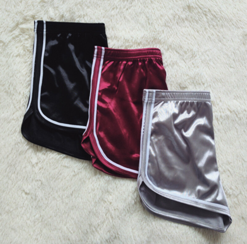 Celana Pendek Olahraga Satin Wanita Perempuan Celana Pendek Pemandu Sorak Fitness Lari Celana Pantai Olahraga Cocok Kasual Musim Panas