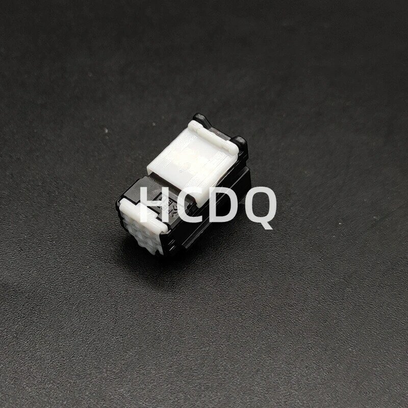 10 PCS Original and genuine 6098-6451 automobile connector plug housing supplied from stock