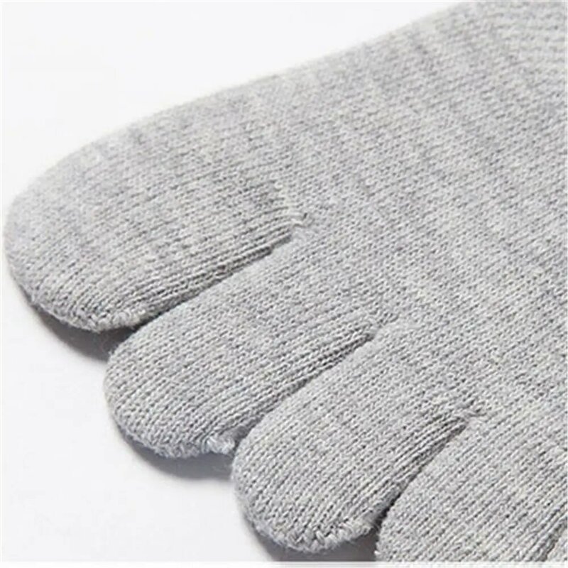 Neue Fünf/Zwei Finger Kappe Socken Männer Mode Atmungsaktive Baumwolle Rutschfeste Socken Anti-skid Calcetines Keine Show Kurze unsichtbare Socken