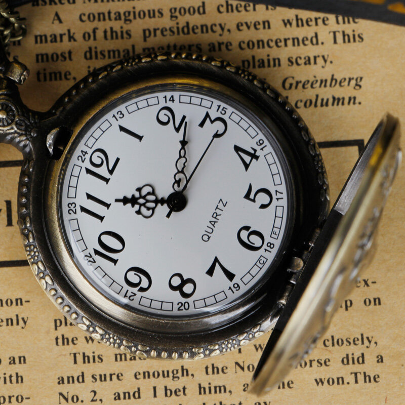 Exquisite Spiel Thema Quarz Taschenuhr Retro Taschenuhr mit Halskette Kette Anhänger Uhren