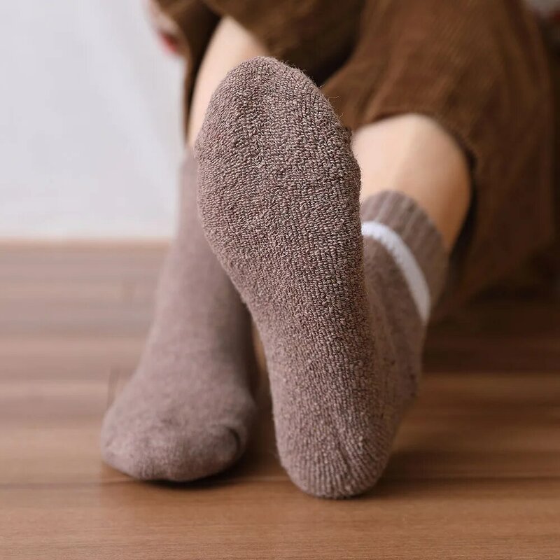 Winter Women's Thick Warm Solid Color Wool Harajuku Retro Cold Resistant Fashion Casual Cashmere Socks 5 Pair