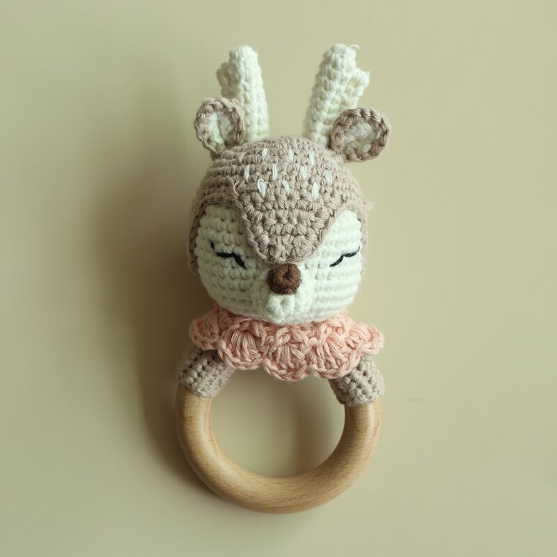 BPA Free Crochet drewniany pierścień Baby Teether Safe Cute grzechotka zwierzątko do żucia ząbkowanie pielęgnacja smoczek molowy zabawka dla niemowlaka akcesoria