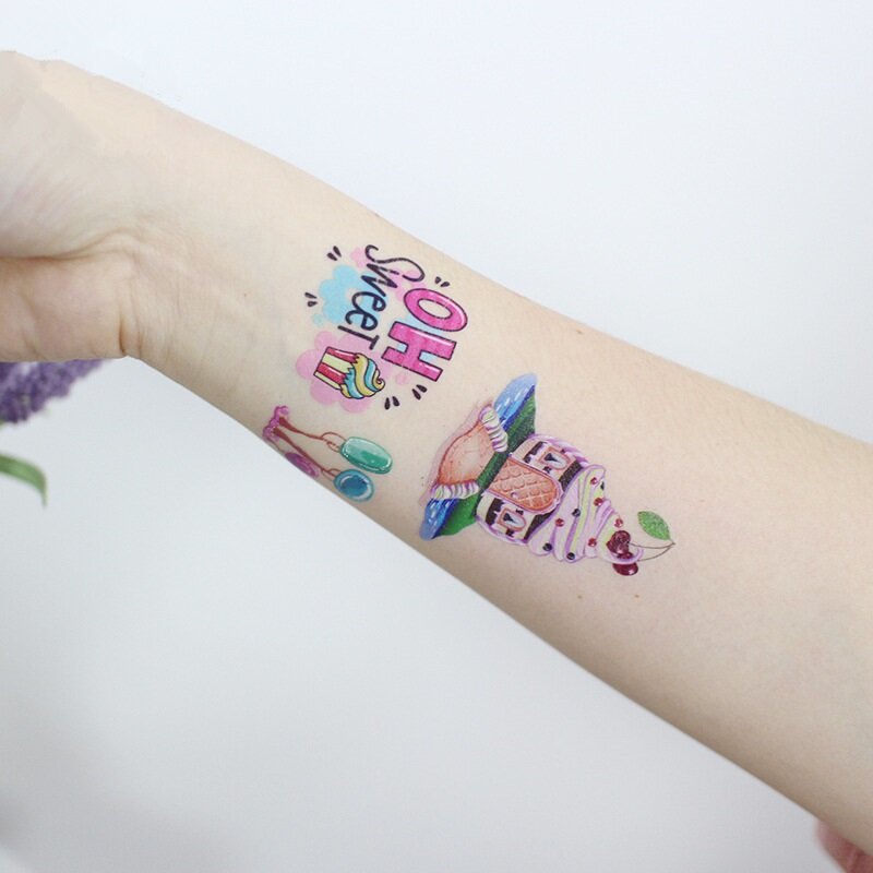 24 tipi di adesivi per bambini simpatico cartone animato Dessert castello caramelle tatuaggio temporaneo finto tatouage temporaire regalo per bambini usa e getta