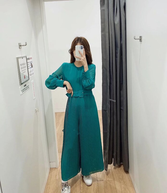 Withered 2020 spring england style vintage pleated elegant sashes solid jumpsuit women rompers womens jumpsuit combinaison femme