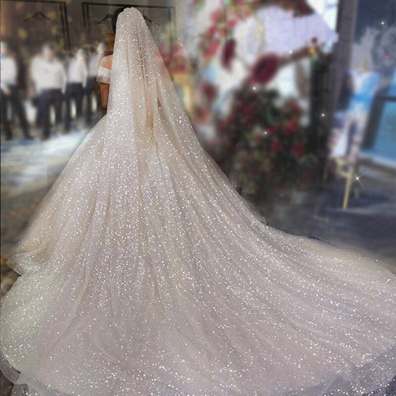 TOPQUEEN V101 2 Tier Luxury Bridal Veils Double Tier Gitter Wedding Veil Sparkle Veil Champagne Colored Wedding Veils with Comb