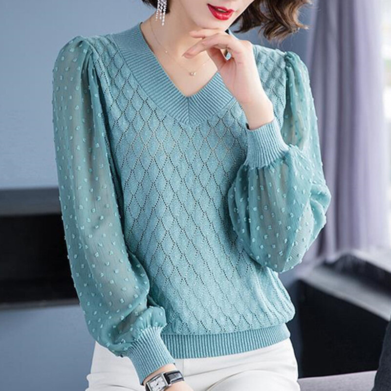 Elegant Floral Lace Knitted Blouse Shirt Women Lantern Sleeve White Blouse Spring Summer Hollow Out Sweater Tops Blouse Blusas