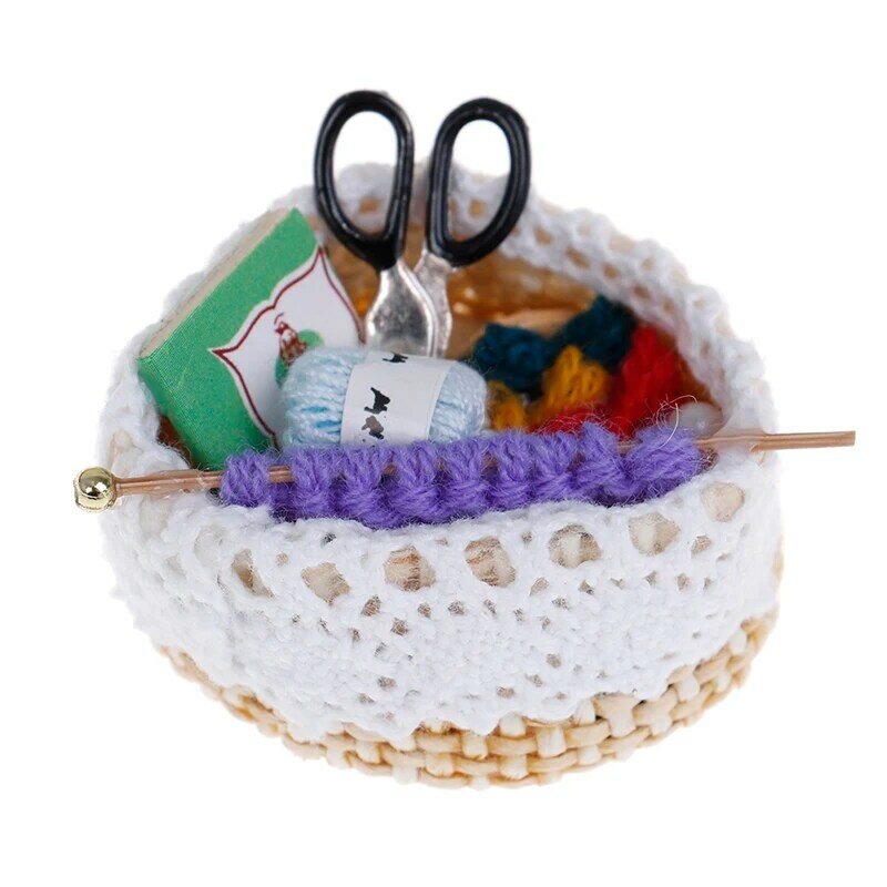 1:12 Mini Dollhouse miniaturowe wełniane narzędzie dziewiarskie lalka zabawka do udawania dla rodzin prezent kolekcjonerski