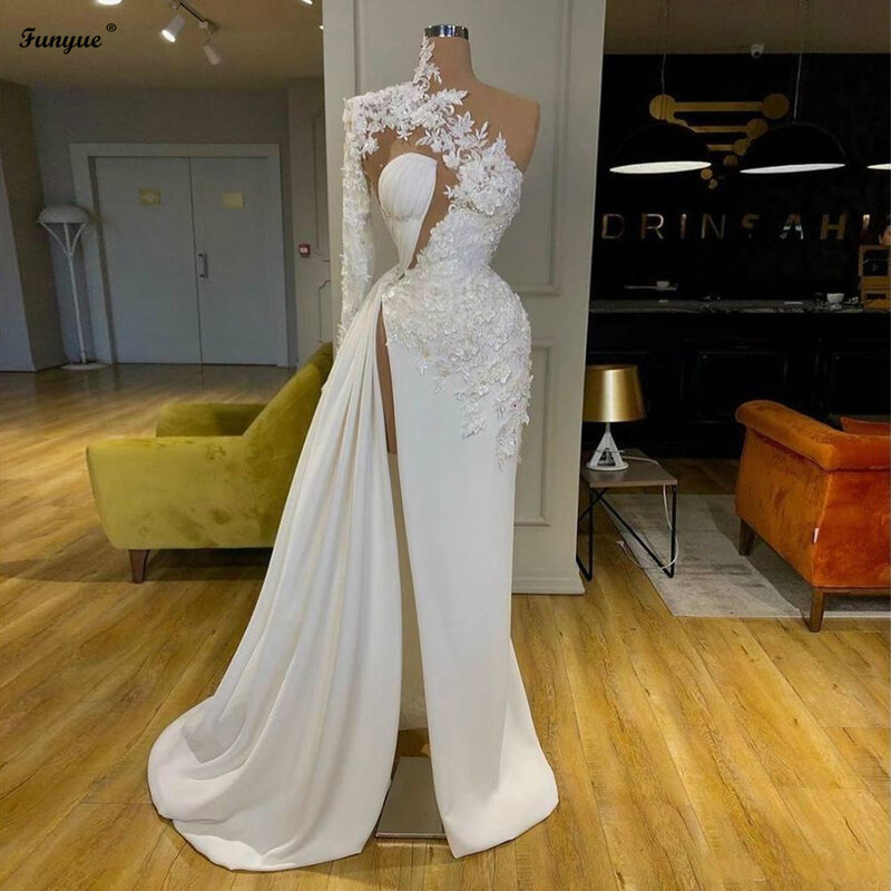2023 exquisite Spitze Blumen weiße formale Abendkleider hohen Hals eine Schulter Dubai Langarm Ballkleider Meerjungfrau geteilt